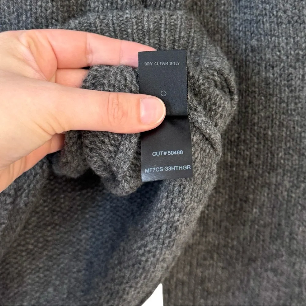 RtA Large Cashmere Embroidered‎ My Mind In New York City Crew Neck Sweater Gray